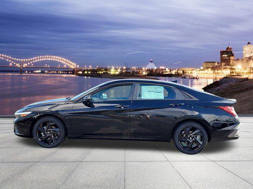 2026 Hyundai ELANTRA Sport