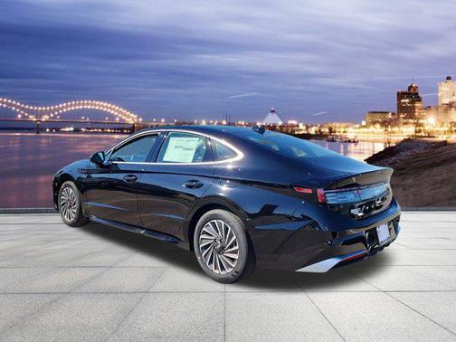 2026 Hyundai SONATA Hybrid SE