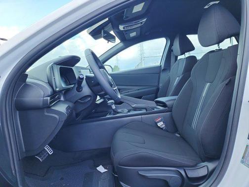 2026 Hyundai ELANTRA Sport