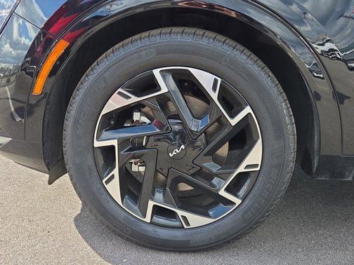 Ebony Black 2024 Kia Sportage SX-Prestige