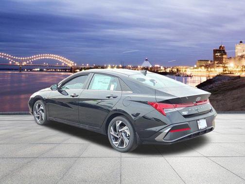 2026 Hyundai ELANTRA HEV Limited