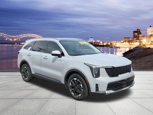 Wolf Gray 2025 Kia Sorento S
