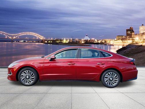 2023 Hyundai SONATA Hybrid SE