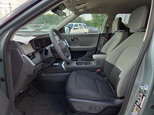 Iceberg Green 2027 Kia Seltos S