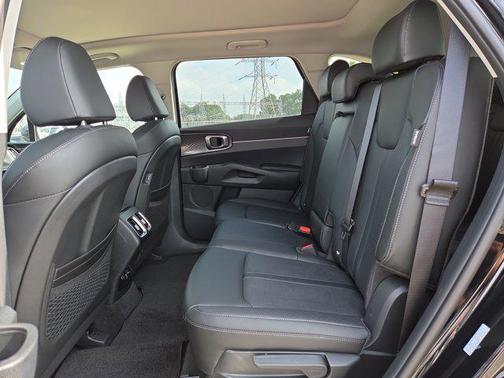 Ebony Black 2026 Kia Sorento S