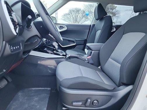2025 Kia Soul S