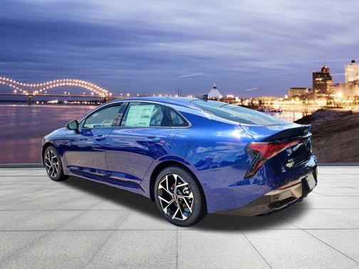 2025 Kia K5 EX