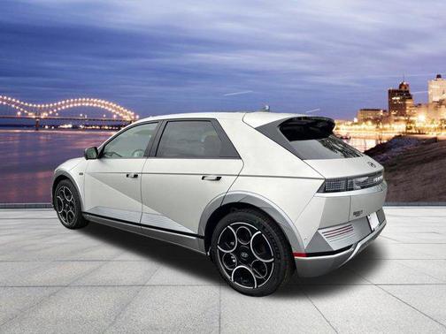 2024 Hyundai IONIQ 5 SE