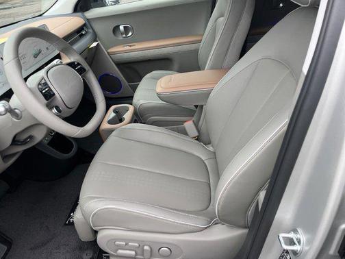 2024 Hyundai IONIQ 5 SE