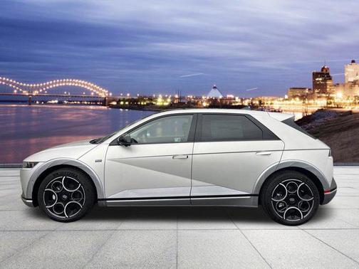 2024 Hyundai IONIQ 5 SE
