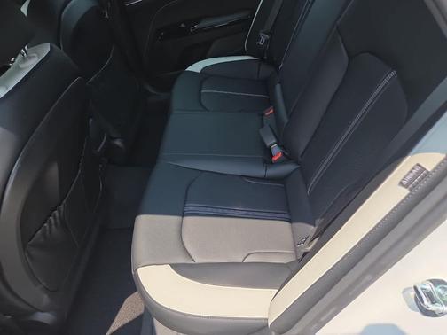 Snow White Pearl 2026 Kia K5 GT-Line FWD