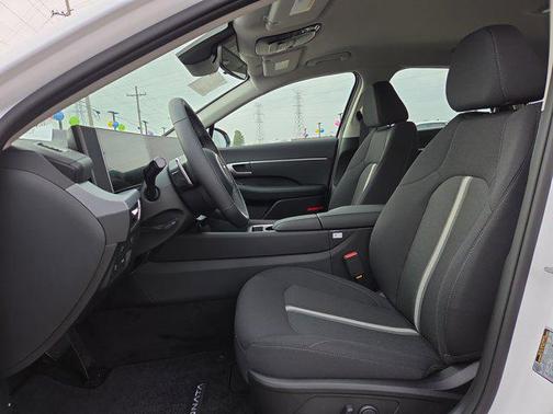 2026 Hyundai SONATA SEL