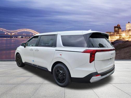 2025 Kia Carnival LX