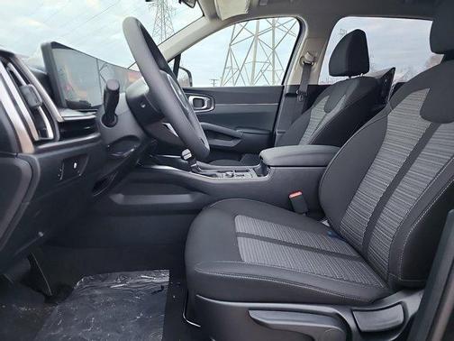 2025 Kia Sorento LX