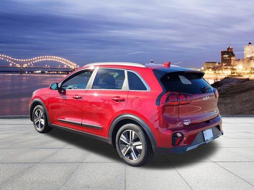 2022 Kia Niro LXS