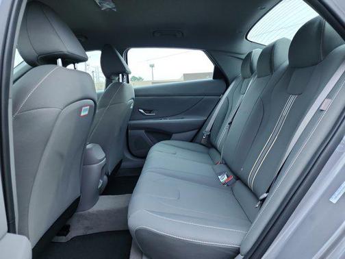 2026 Hyundai ELANTRA Sport