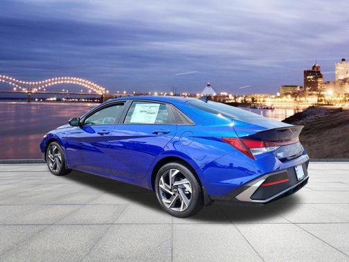 2025 Hyundai ELANTRA Sport