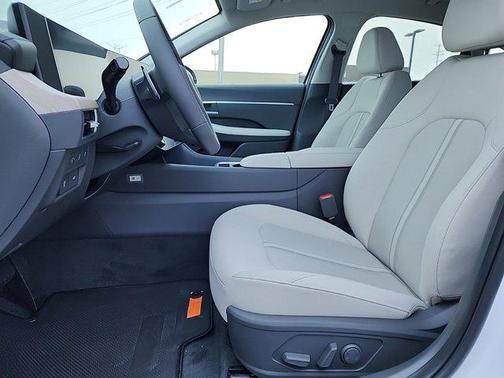 2025 Hyundai SONATA Hybrid SE
