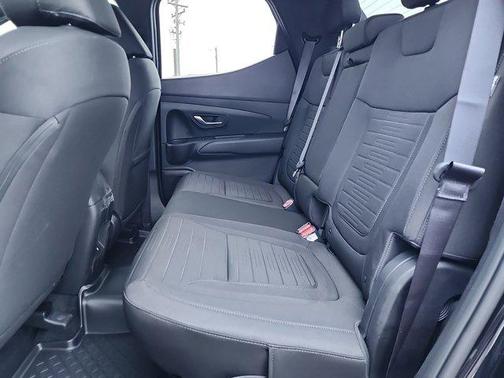 2025 Hyundai SANTA CRUZ SE