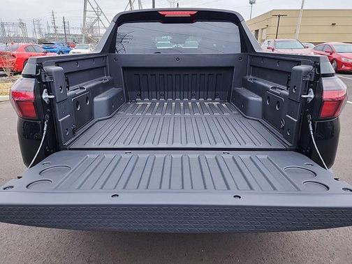 2025 Hyundai SANTA CRUZ SE