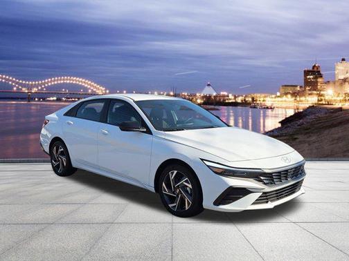 2025 Hyundai ELANTRA HEV SEL Sport