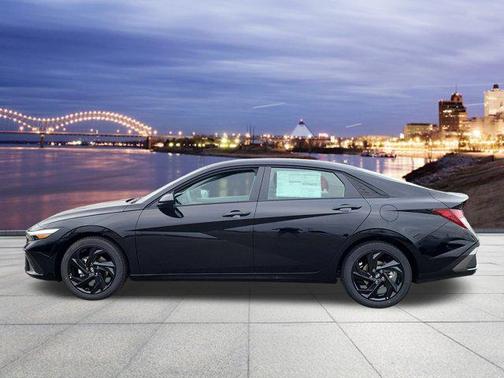 2026 Hyundai ELANTRA Sport