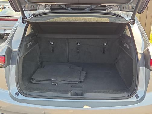 Moonstone Gray Metallic 2023 Buick Envision Essence FWD