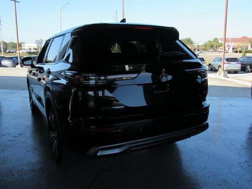 2025 Mitsubishi Outlander SE 2.5 2WD