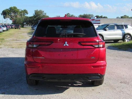 2024 Mitsubishi Outlander SE Black Edition S-AWC