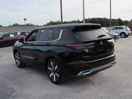 2025 Mitsubishi Outlander SE 2.5 2WD