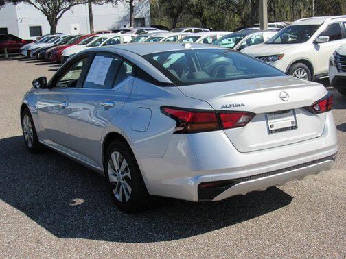 2025 Nissan Altima S FWD