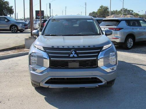 2025 Mitsubishi Outlander SE 2.5 2WD