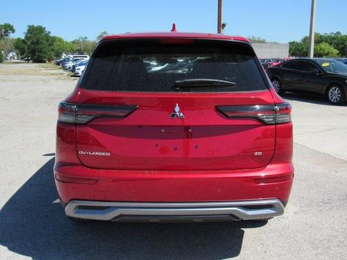 2025 Mitsubishi Outlander SE 2.5 2WD