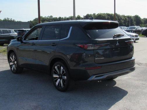 2025 Mitsubishi Outlander SE 2.5 2WD