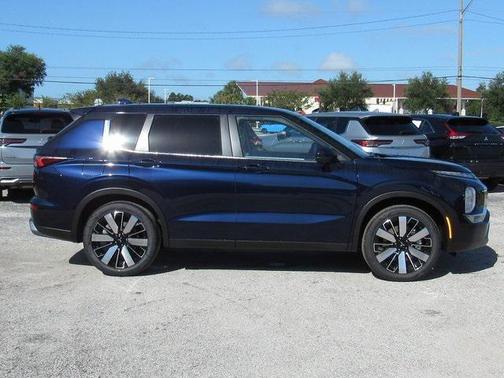 2025 Mitsubishi Outlander SE 2.5 S-AWC