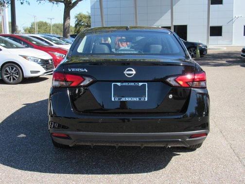 2025 Nissan Versa 1.6 S