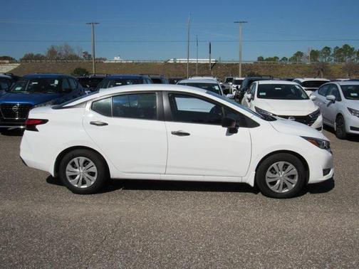 2025 Nissan Versa 1.6 S