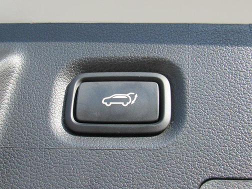 2023 Hyundai SANTA FE HEV SEL Premium