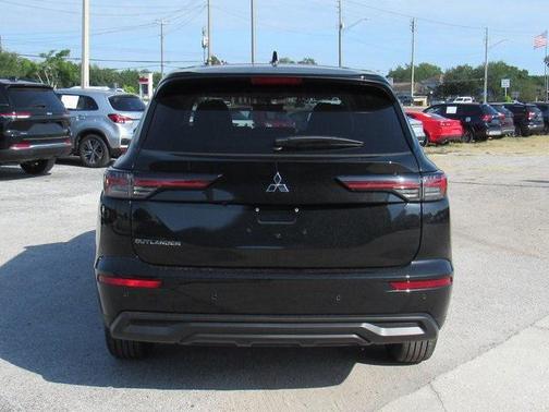 2025 Mitsubishi Outlander ES 2.5 2WD