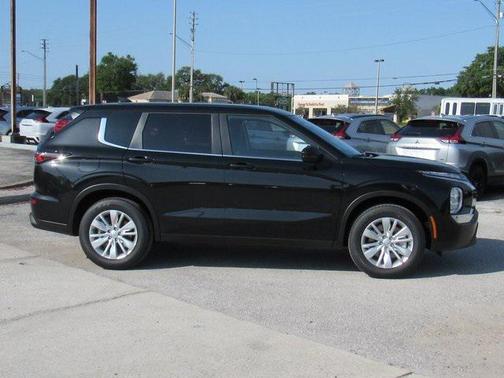 2025 Mitsubishi Outlander ES 2.5 2WD