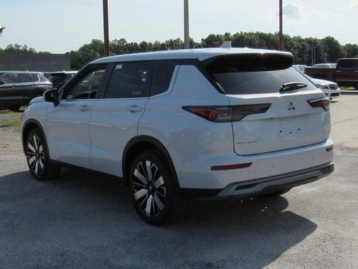2025 Mitsubishi Outlander SE 2.5 2WD
