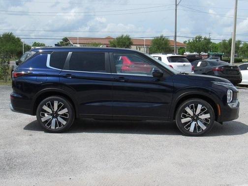 2025 Mitsubishi Outlander SE 2.5 2WD