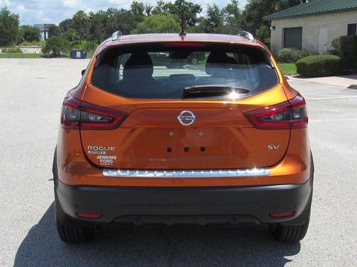 2021 Nissan Rogue Sport SV