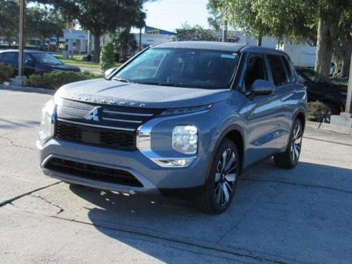 2025 Mitsubishi Outlander SE 2.5 2WD