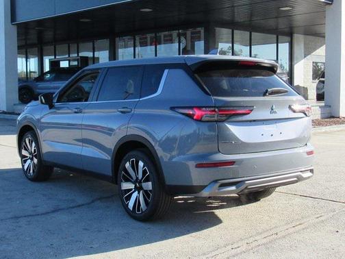 2025 Mitsubishi Outlander SE 2.5 2WD