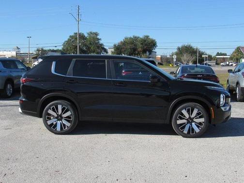 2025 Mitsubishi Outlander SE 2.5 2WD