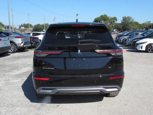 2025 Mitsubishi Outlander SE 2.5 2WD