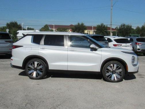 2025 Mitsubishi Outlander SE 2.5 2WD