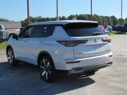 2025 Mitsubishi Outlander SE 2.5 2WD