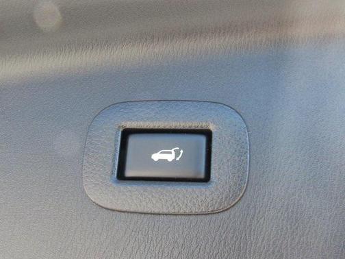 2020 Nissan Armada SL 2WD